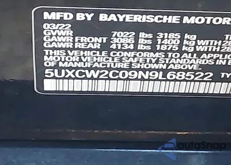 2022 BMW X7 xDrive40I z USA, uszkodzony, nr VIN 5UXCW2C09N9L68522